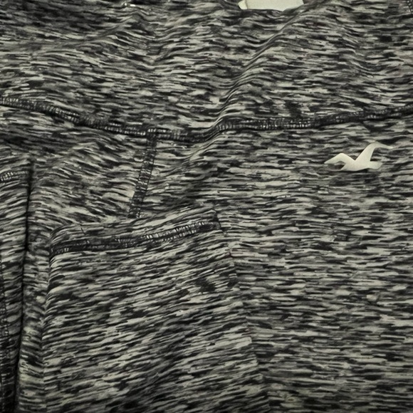 Hollister Co. Women's Grey Leggings - Picture 5 of 5